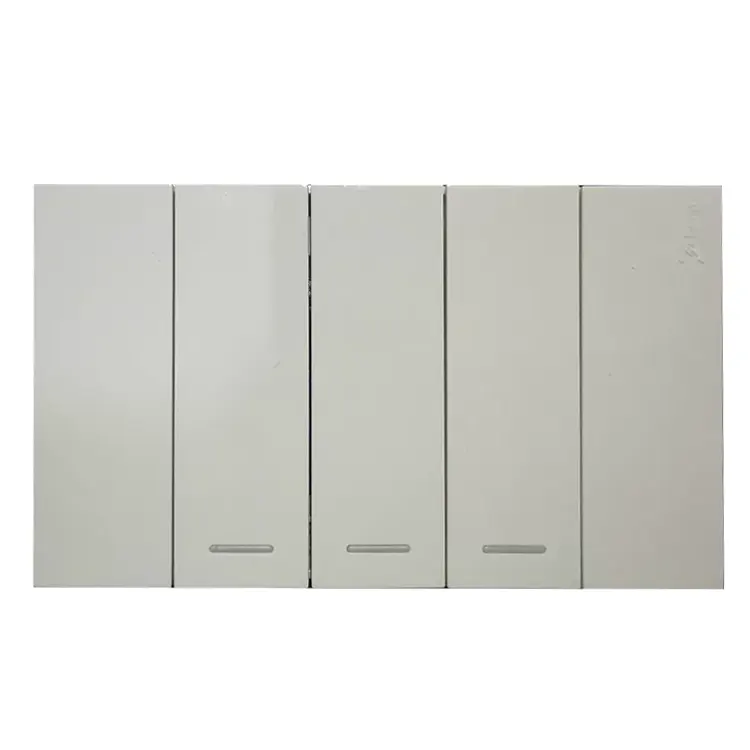 Comutator de perete cu 3 canale